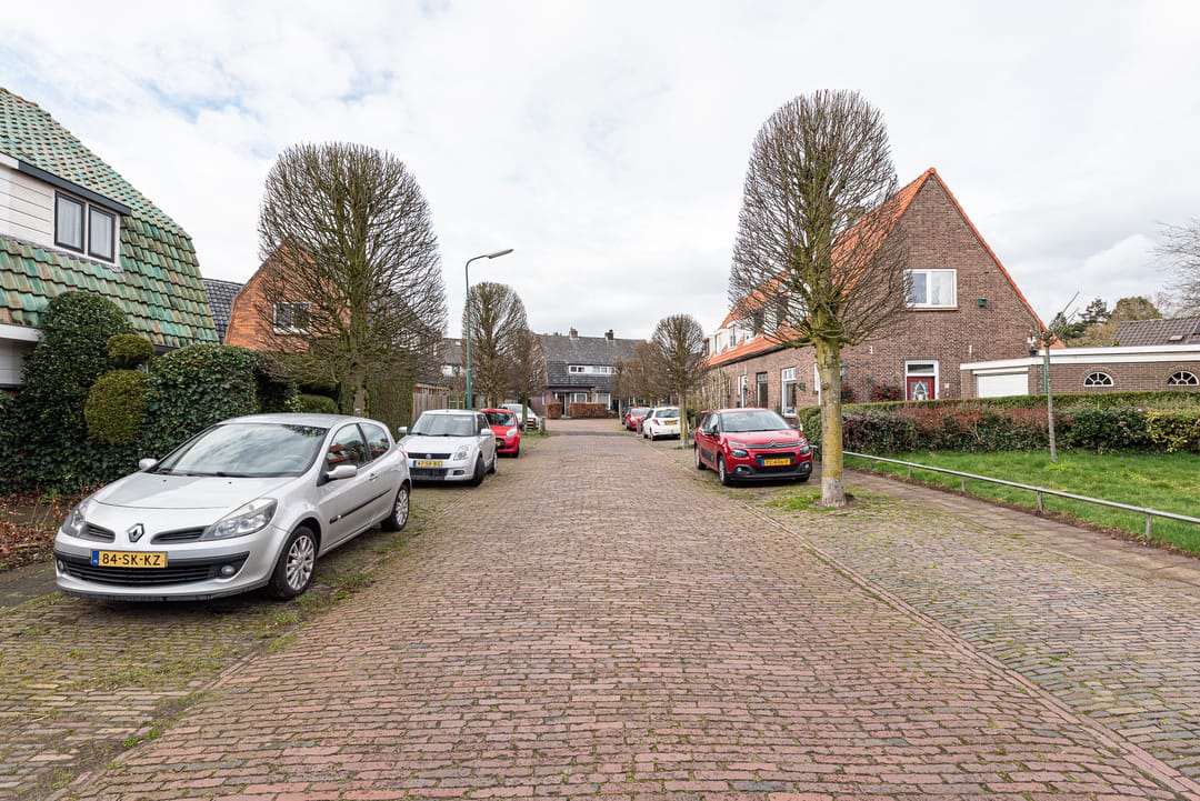 Foto 28 van Leliestraat 7