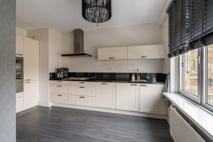 Foto 16 van Royaardsplein 124