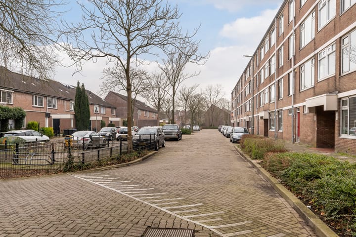 Foto 44 van Royaardsplein 124