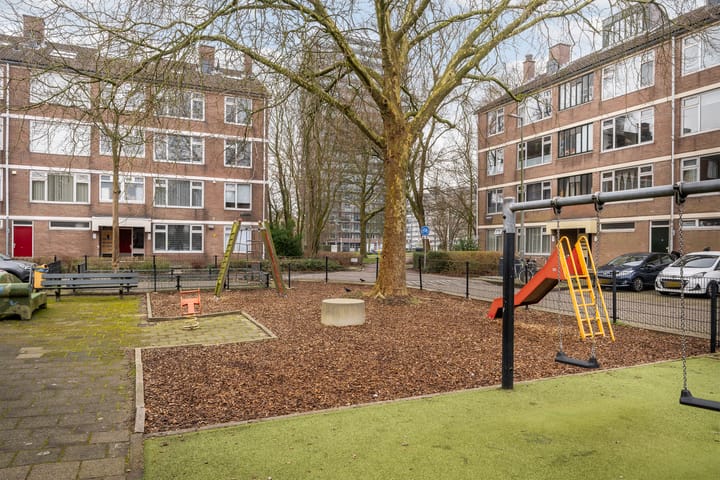 Foto 46 van Royaardsplein 124