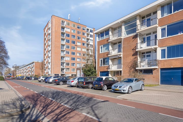 Photo 6 of Pisanostraat 142