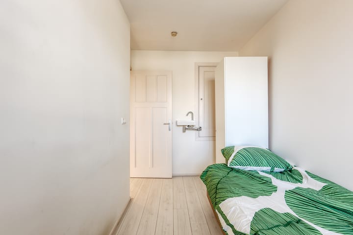 Foto 26 van van Naeltwijckstraat 17