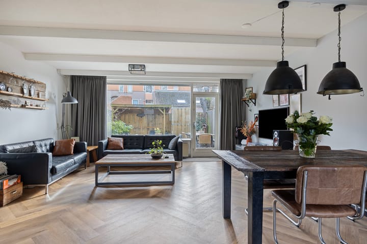 Foto 1 van Zestienhovensekade 6