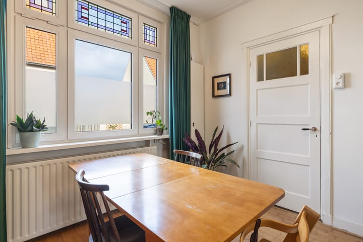 Foto 15 van Van Dijckstraat 20