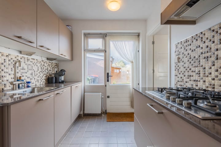 Foto 2 van Rozenstraat 8