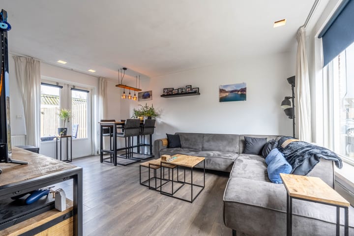 Foto 9 van Rozenstraat 8