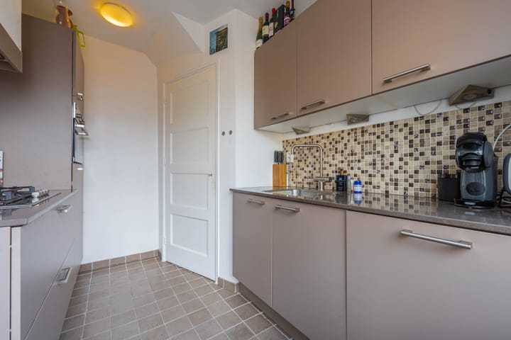 Foto 19 van Rozenstraat 8