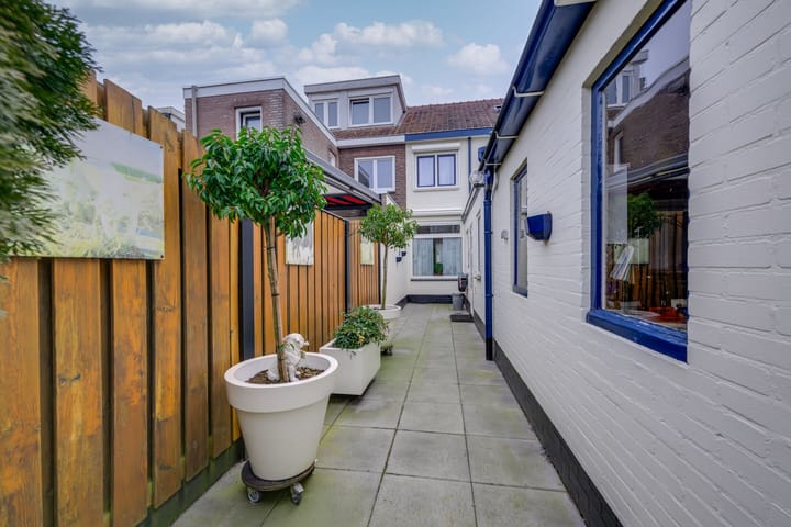 Foto 32 van Dennenstraat 21