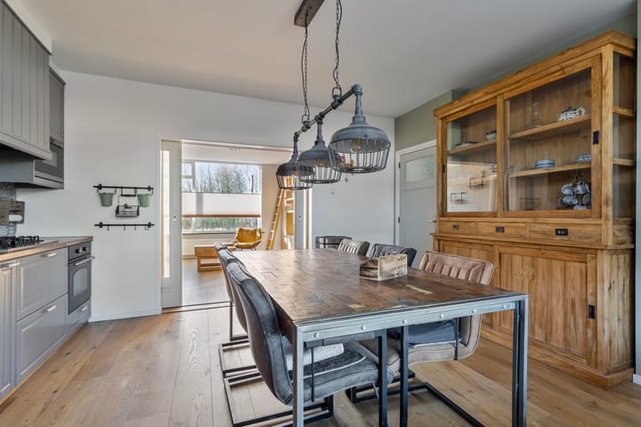 Photo 11 of Dennis Leestraat 77