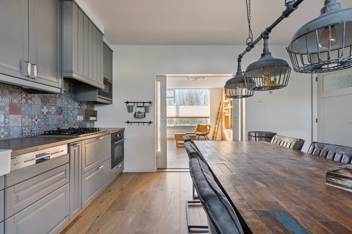 Photo 12 of Dennis Leestraat 77