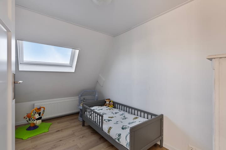 Photo 27 of Dennis Leestraat 77