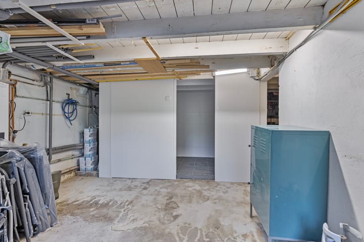 Photo 35 of Dennis Leestraat 77