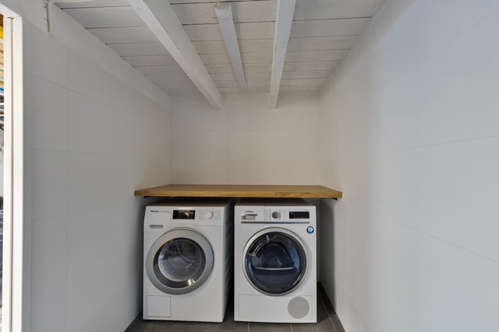 Photo 37 of Dennis Leestraat 77