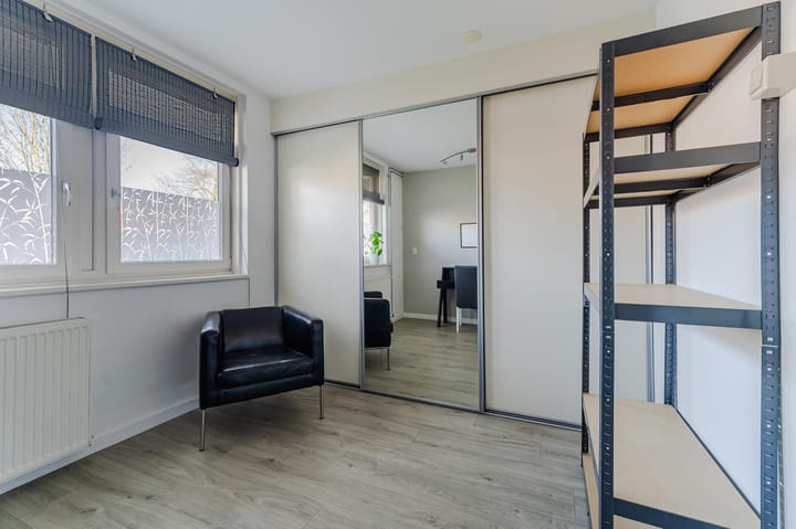 Foto 18 van Schrijverspark 87