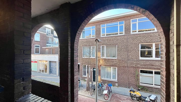 Foto 3 van Mijdrechtstraat 9