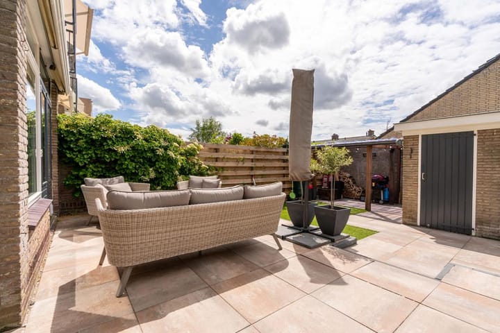 Foto 2 van Clematislaan 59