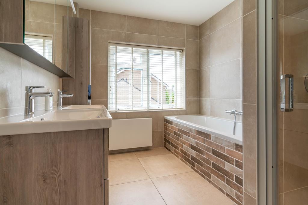 Foto 15 van Clematislaan 59