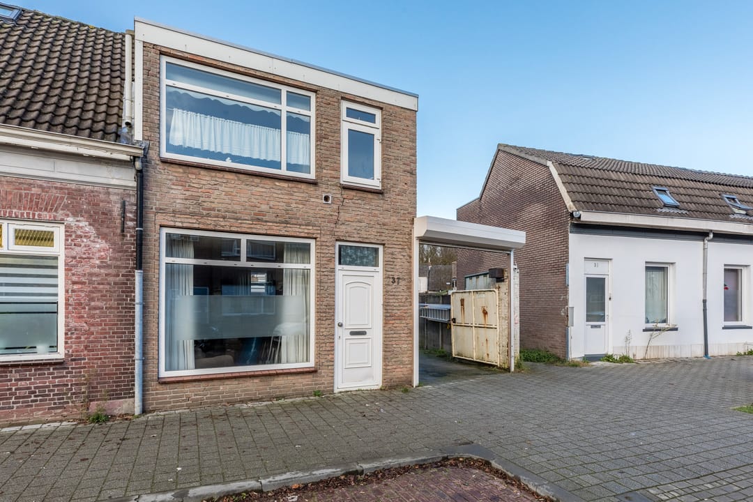 Photo 1 of Veestraat 37