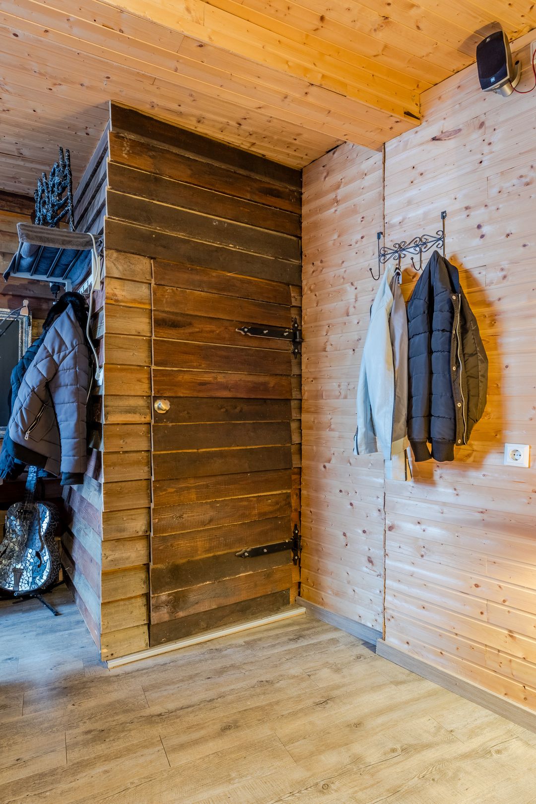 Photo 28 of Veestraat 37