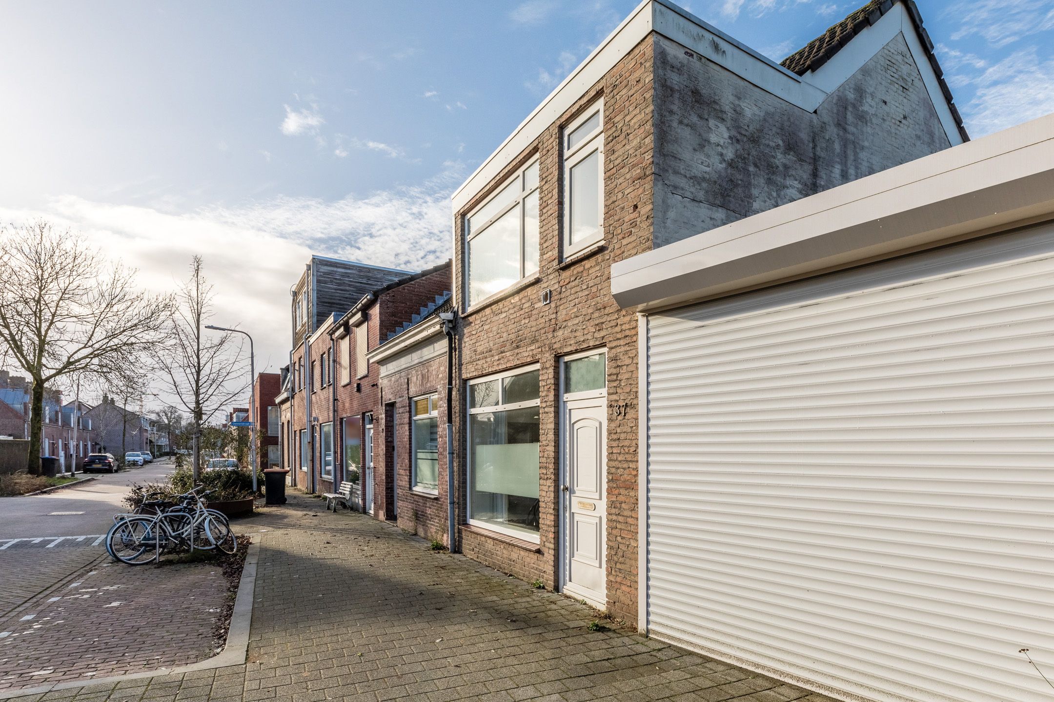 Photo 36 of Veestraat 37