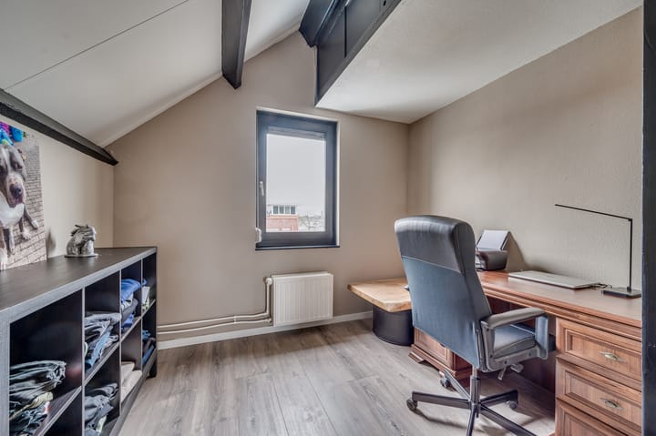 Foto 29 van Smaragd 47