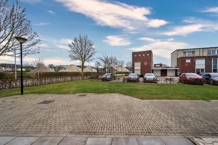 Foto 55 van Smaragd 47