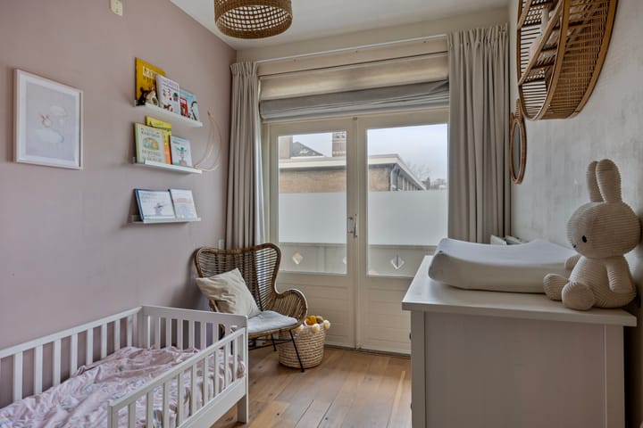 Foto 4 van Theresiastraat 126