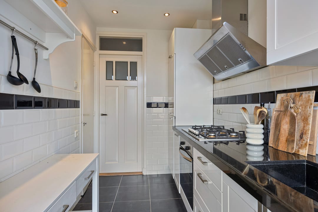 Foto 17 van Theresiastraat 126