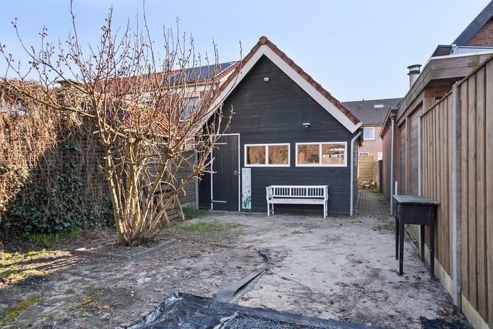 Foto 44 van Oostvoorstraat 3