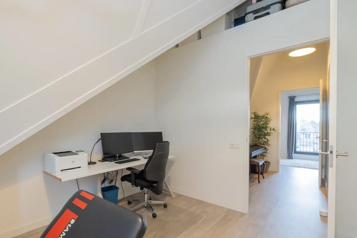 Foto 37 van IJsselsteenhof 9