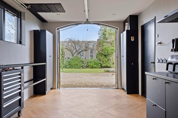 Photo 36 of Lievelderweg 27