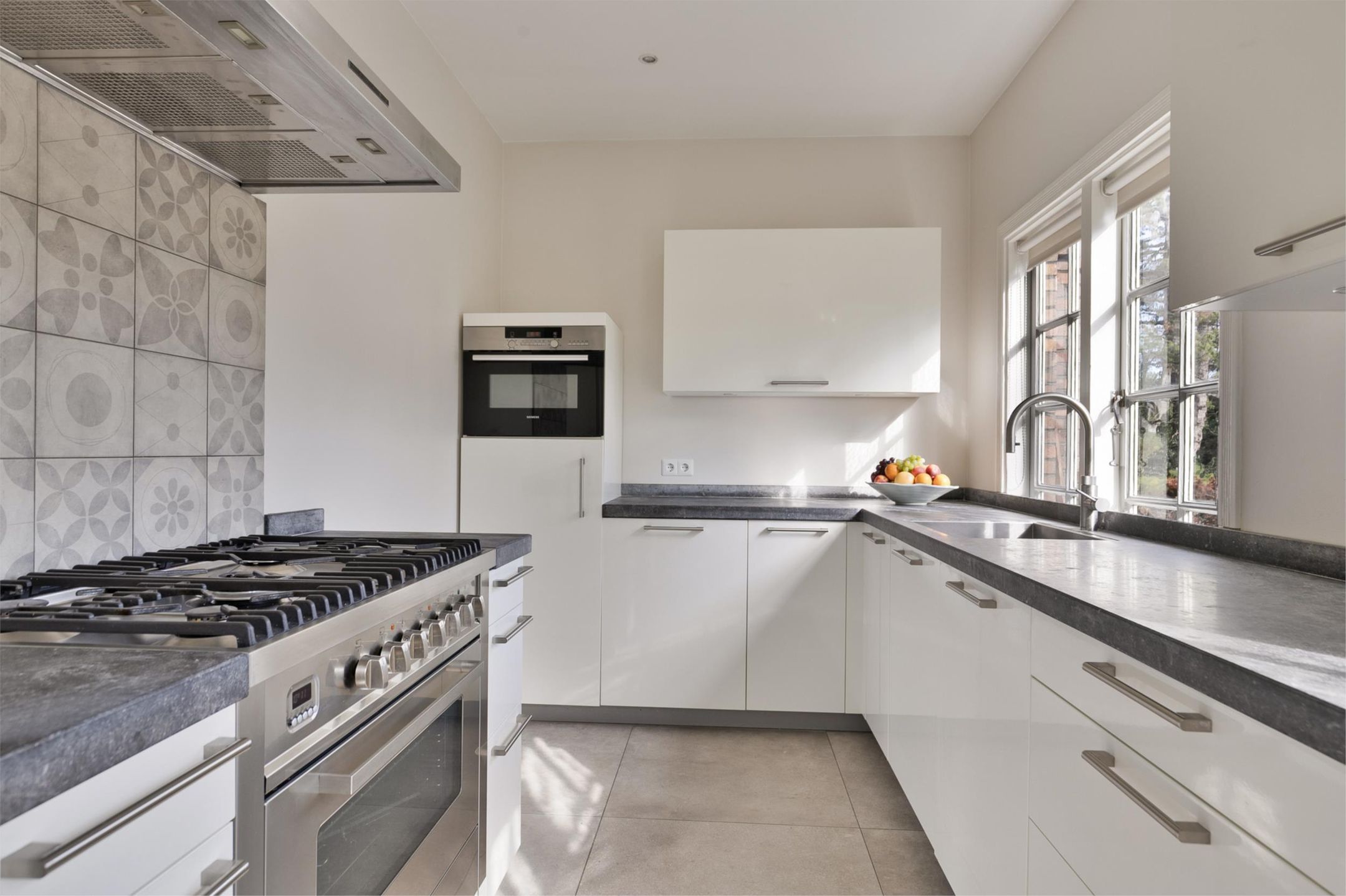 Foto 24 van Nachtegaalplein 2