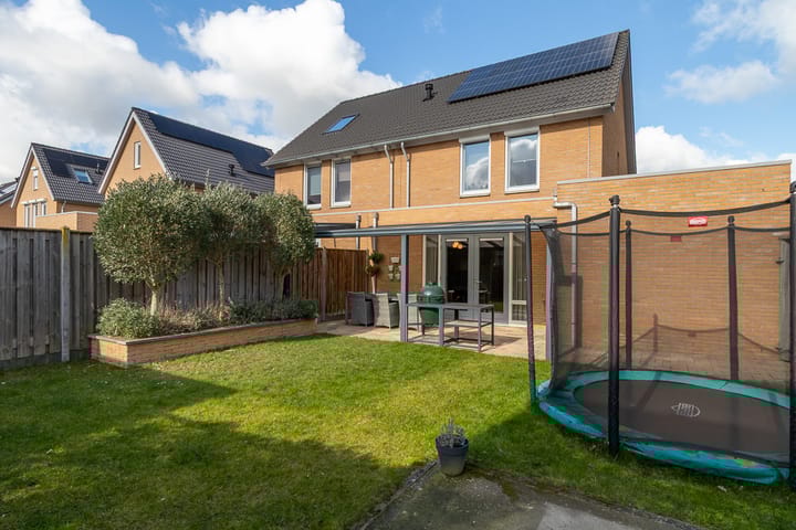 Foto 15 van Schoenerwerf 15