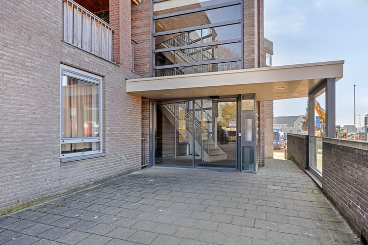 Foto 5 van Molenhoekplein 15