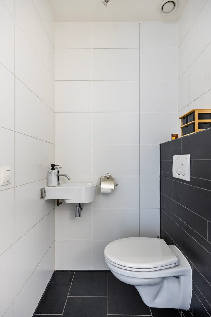 Photo 9 of Molenhoekplein 15