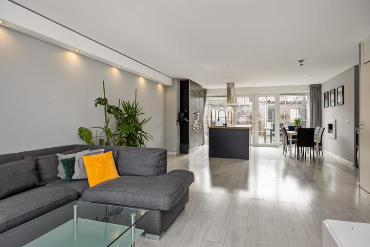 Foto 11 van Rijnlaan 82