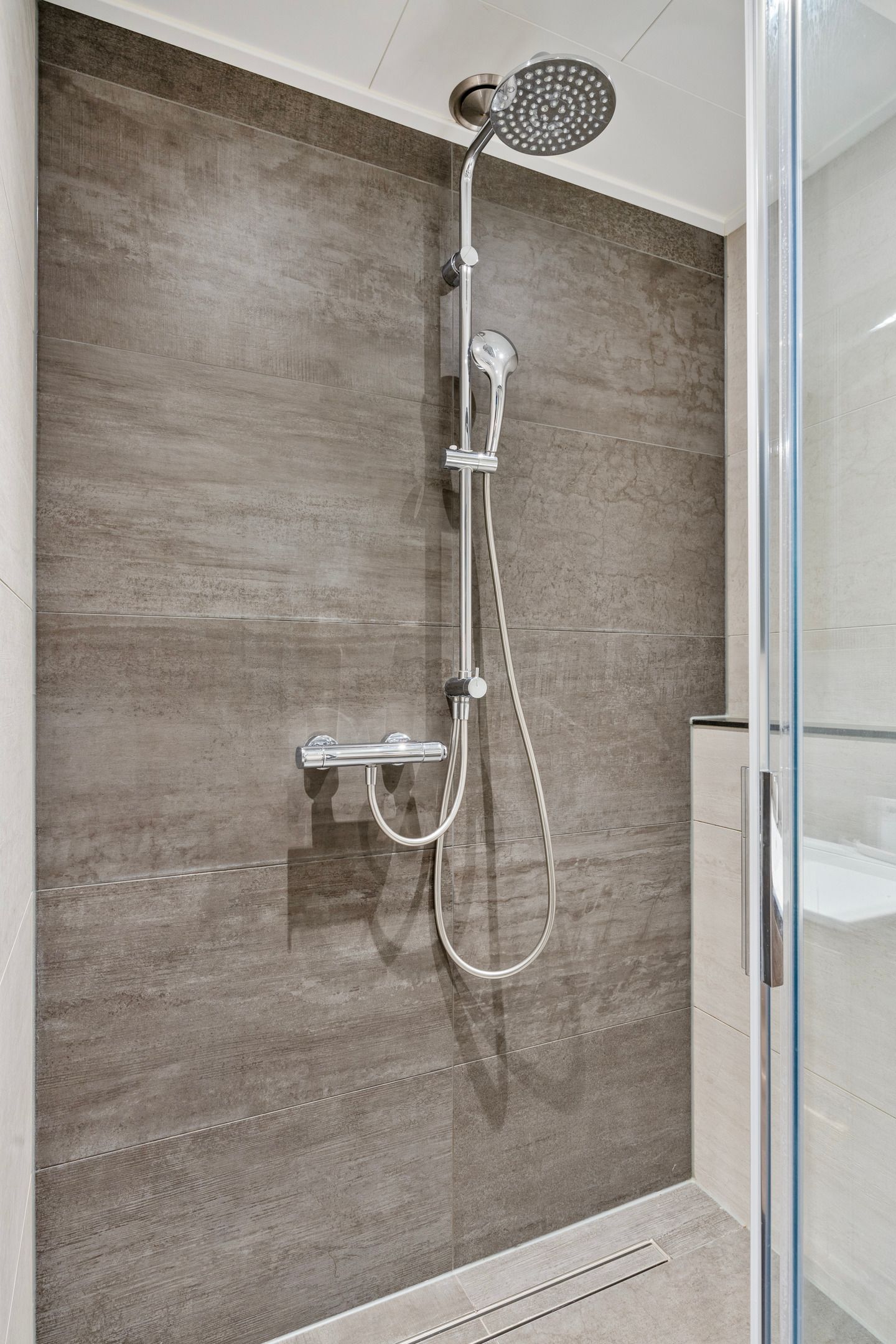 Foto 25 van Molenhoekplein 15