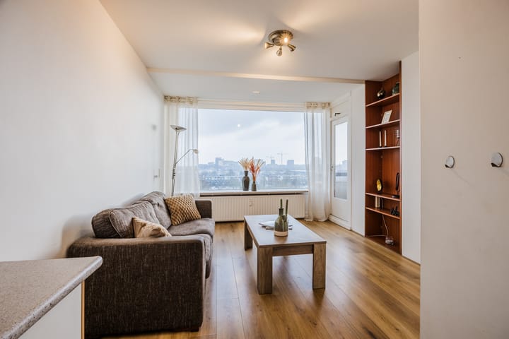 Foto 14 van Bachstraat 198