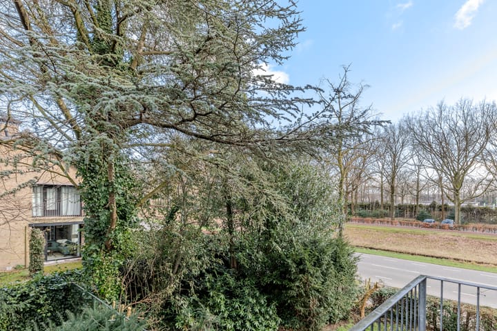 Photo 41 of Ambrosiusweg 27