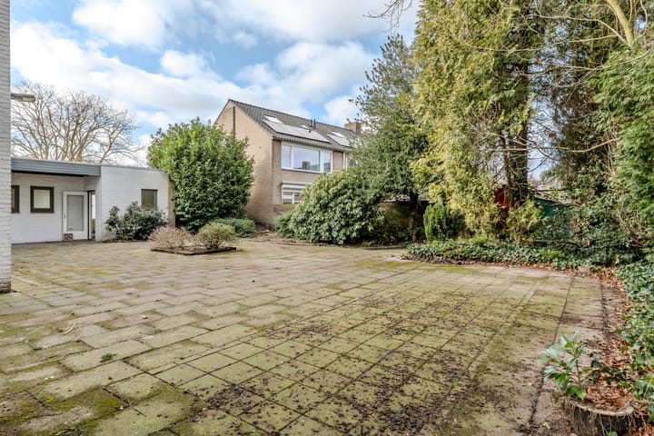 Photo 44 of Ambrosiusweg 27