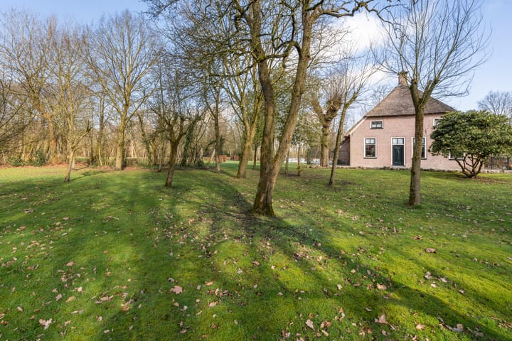 Photo 45 of Brugstraat 4