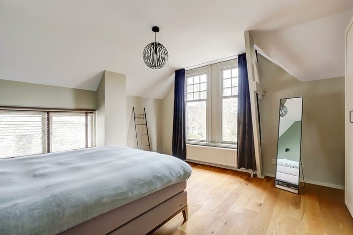 Foto 25 van Graaf Florisweg 54