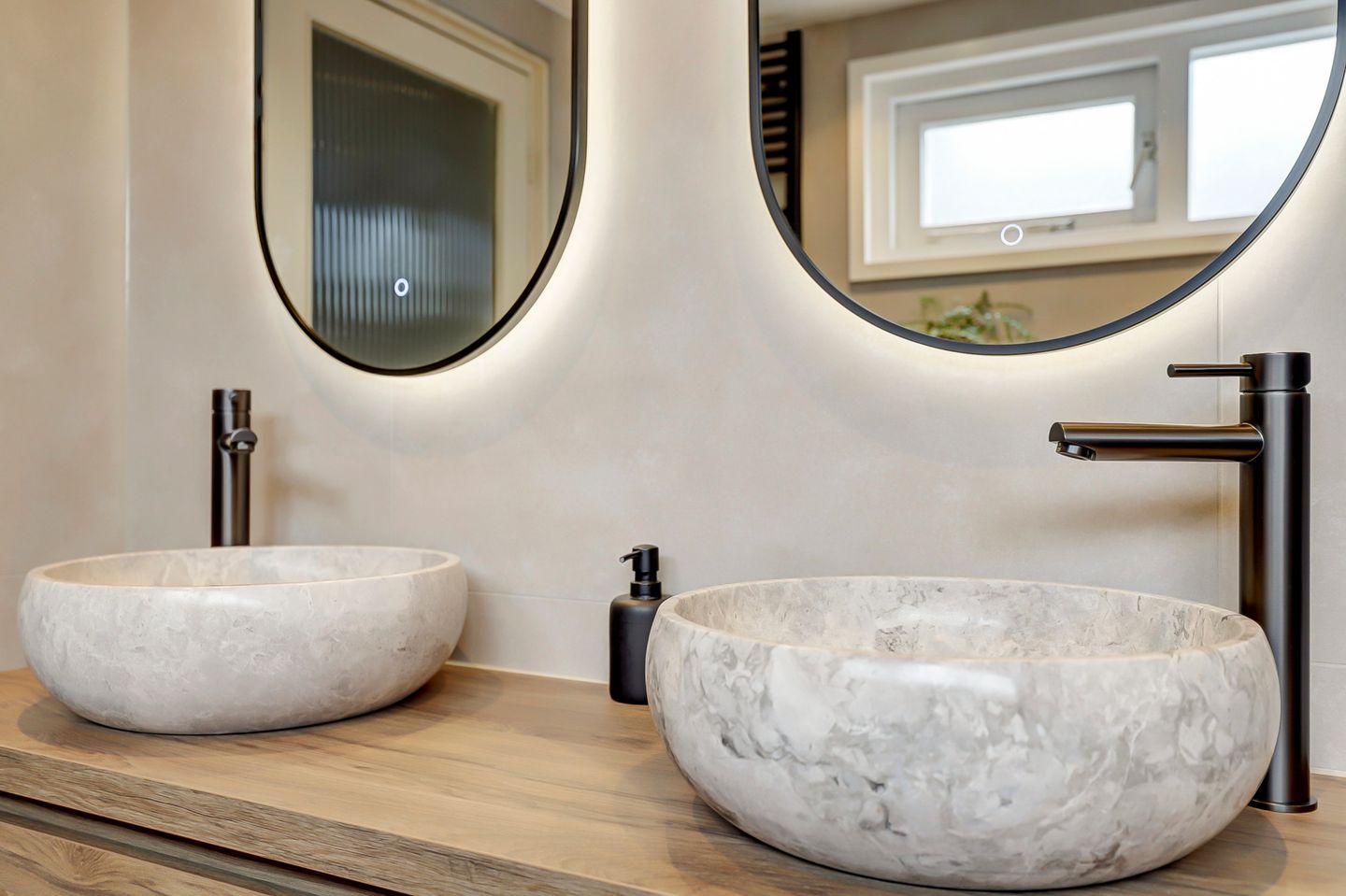 Foto 29 van Graaf Florisweg 54