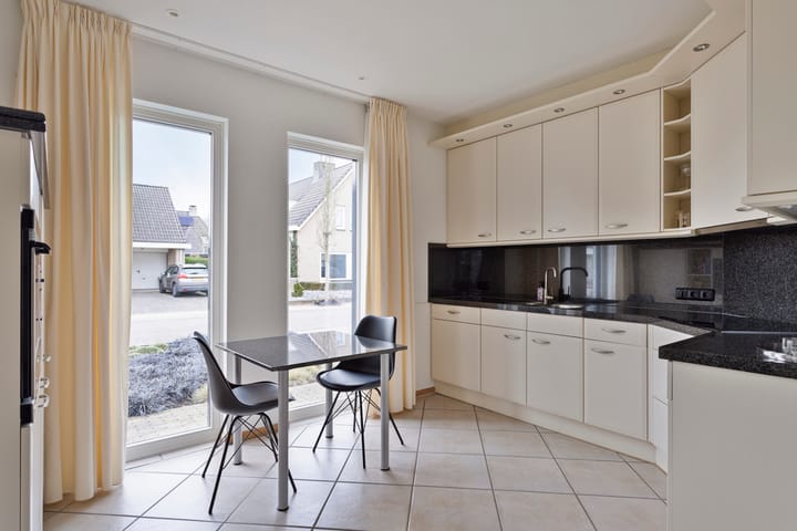 Foto 12 van von Hasseltstraat 3