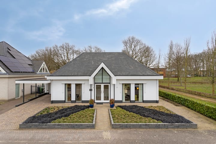 Foto 32 van von Hasseltstraat 3