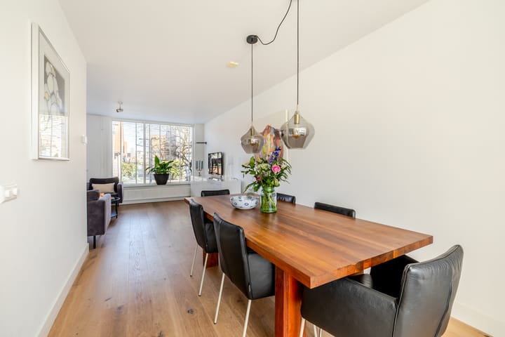 Foto 11 van Wilgerooslaan 26