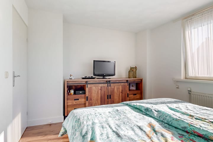 Foto 14 van Meidoornstraat 6