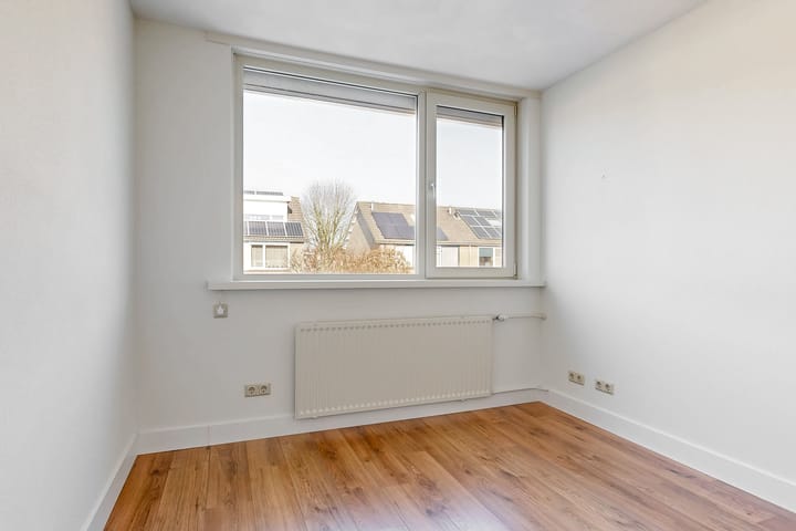 Foto 15 van Meidoornstraat 6