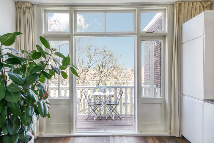 Foto 3 van Linnaeusparkweg 101-3