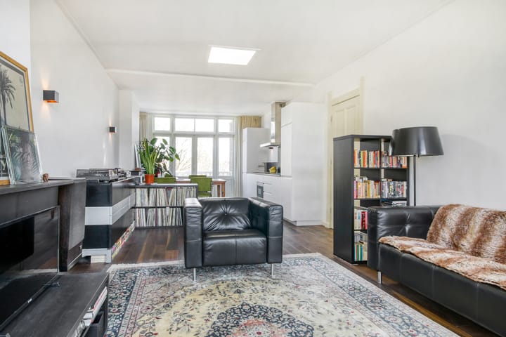 Foto 9 van Linnaeusparkweg 101-3